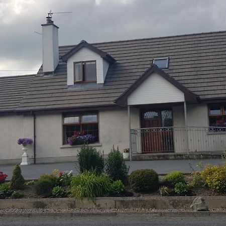 The Madden Guest House Gilford Exterior photo